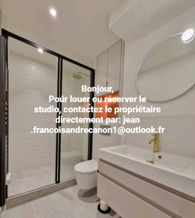 
                                                Location
                                                 Studio meublé disponible