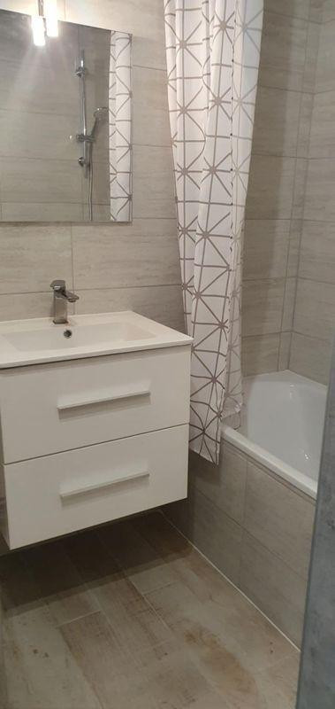 
                                                Location
                                                 Studio meublé & équipé dans résidence sécurisée