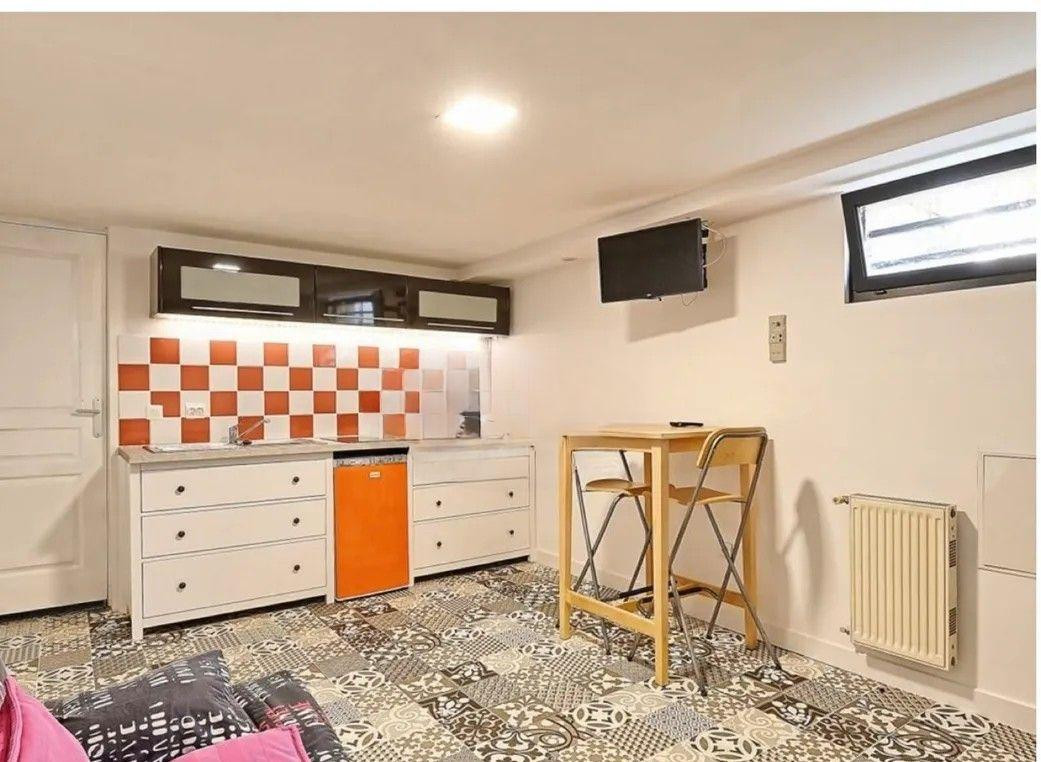 
                                                Location
                                                 Studio meublé et indépendant 25m² chez l'habitant