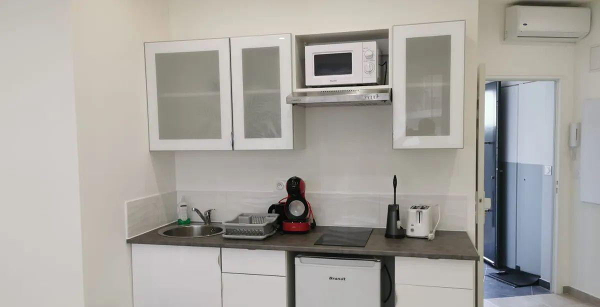 
                                                Location
                                                 Studio meublé étudiant à Nice