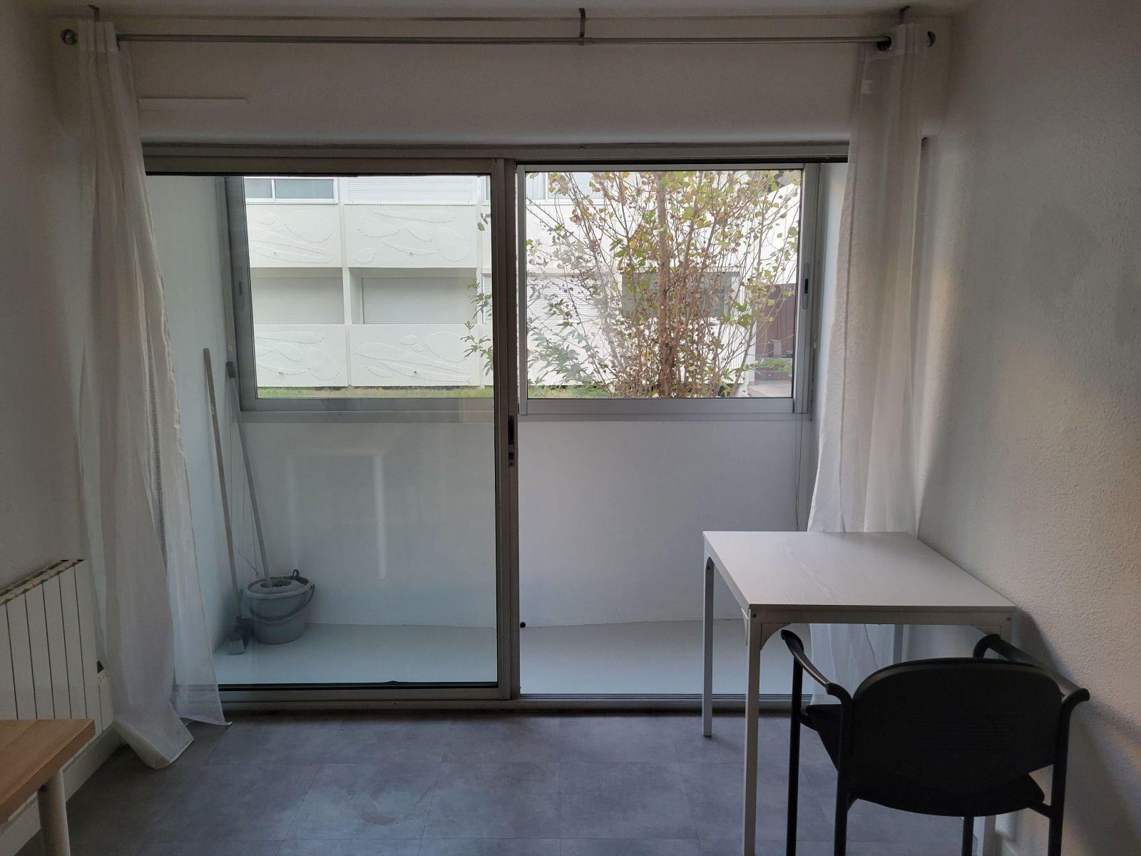 
                                                Location
                                                 Studio meuble etudiant(e) quartier facultes
