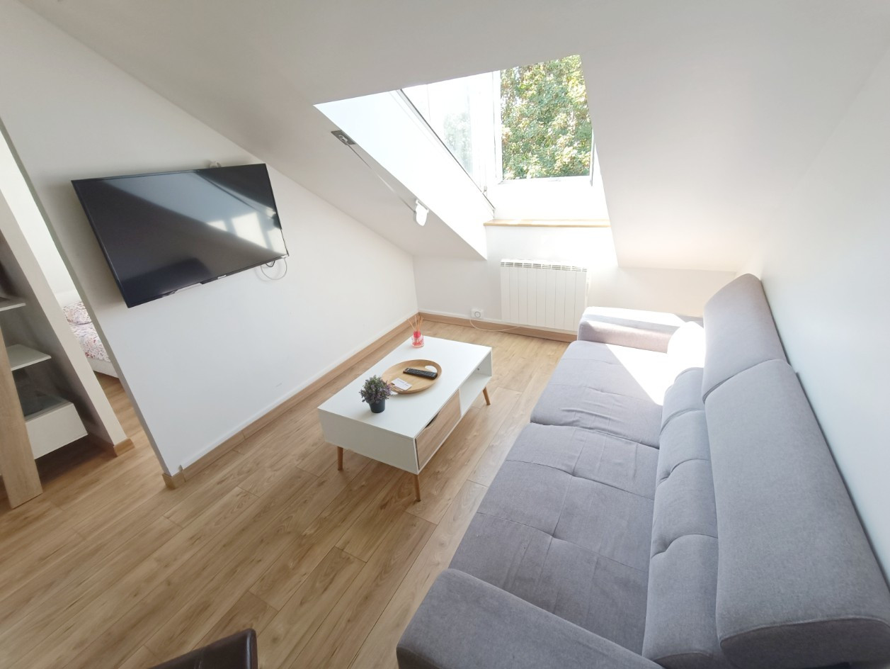 
                                                Location
                                                 Studio meublé hyper centre Amiens
