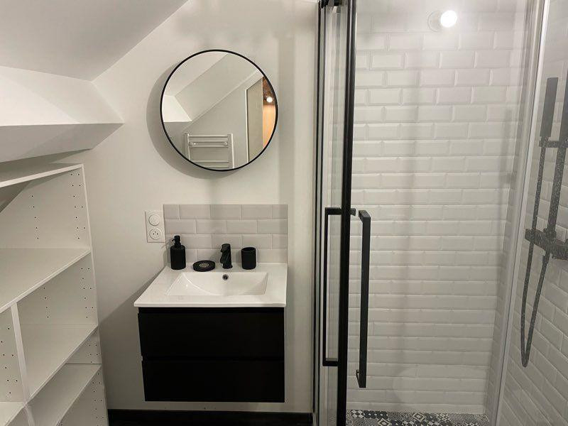 
                                                Location
                                                 Studio meublé hyper centre Reims