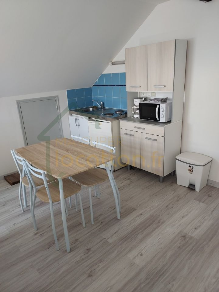 
                                                Location
                                                 Studio meublé idéal étudiant