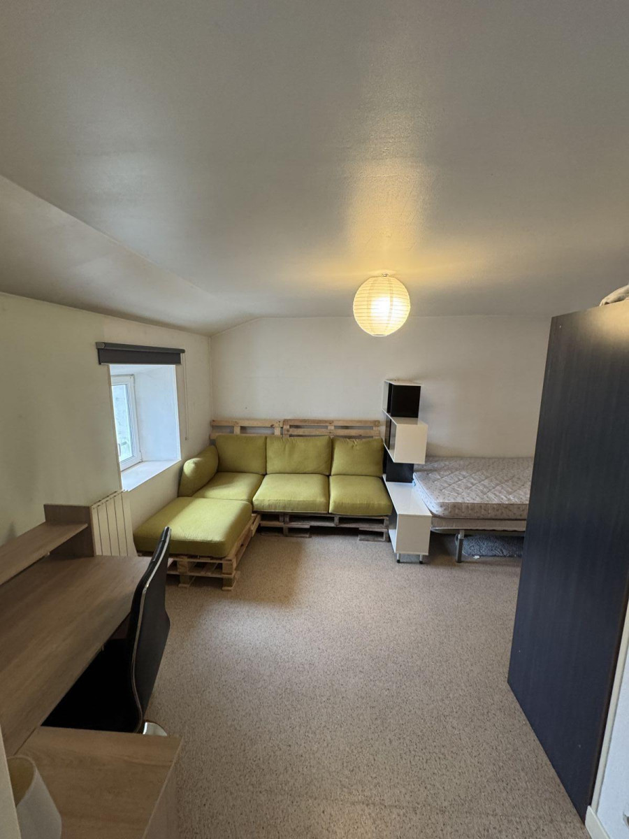 
                                                Location
                                                 Studio meublé idéalement situé à Nancy Bd Lobau
