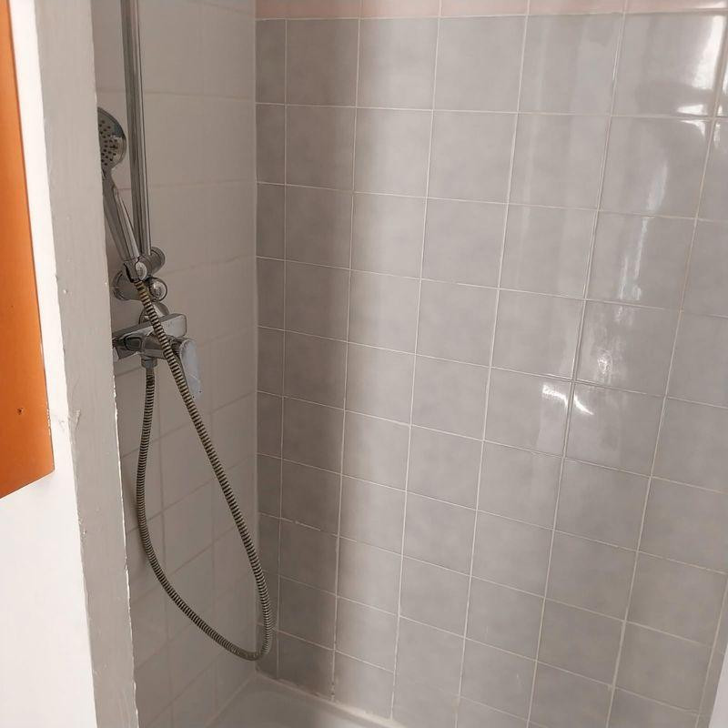 
                                                Location
                                                 Studio Meublé Jeunes actifs & Etudiants