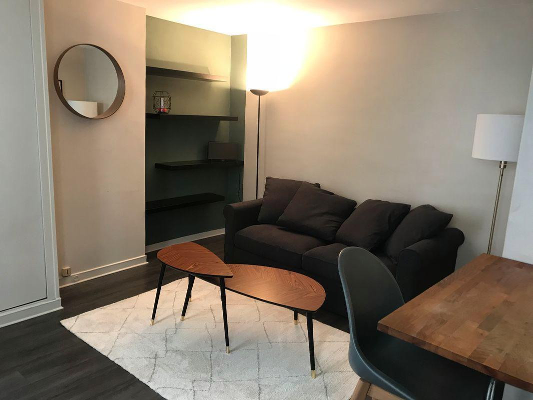 
                                                Location
                                                 Studio meublé Levallois-Perret