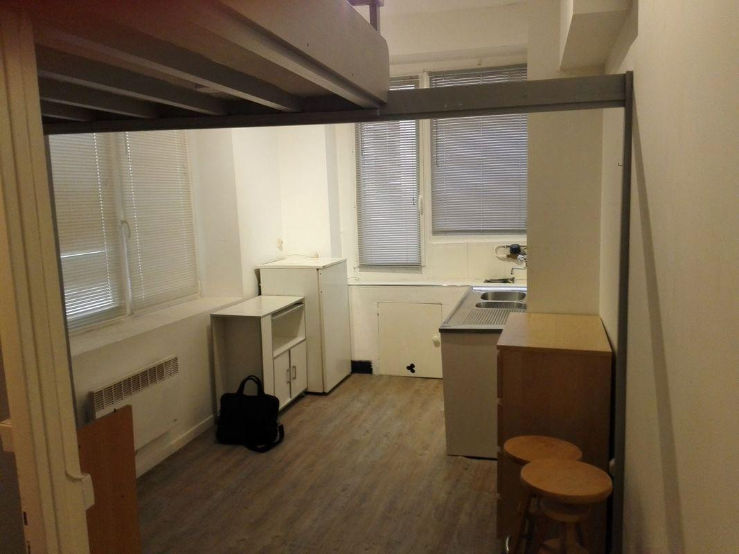 
                                                Location
                                                 Studio meublé Lyon 3