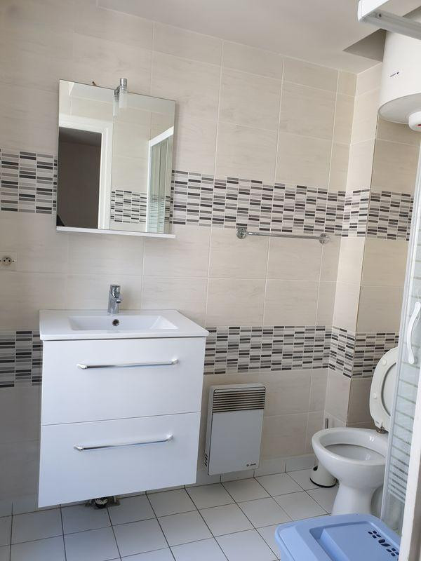 
                                                Location
                                                 Studio meublé métro commerce paris 15ème