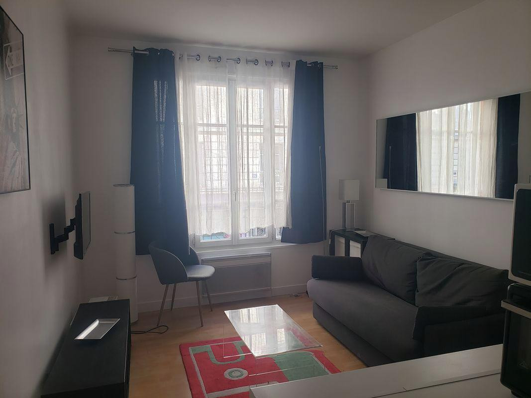 
                                                Location
                                                 Studio meublé métro Rue des Boulets Paris 11è