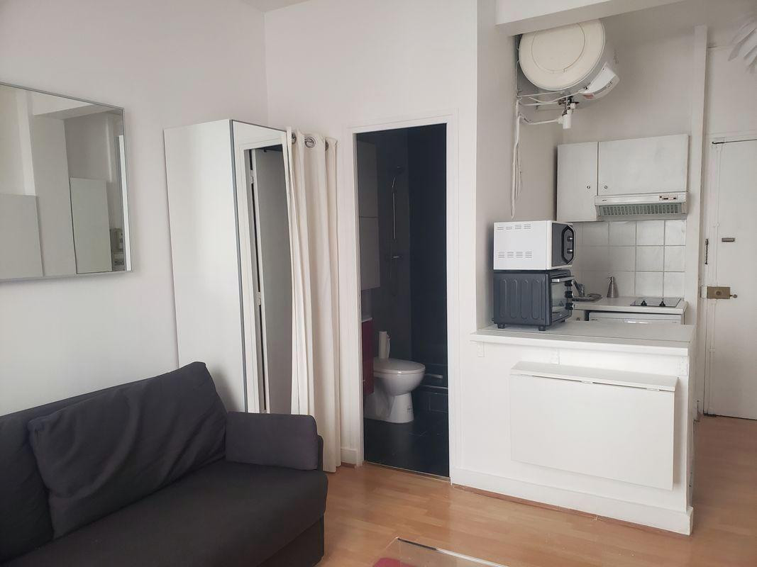 
                                                Location
                                                 Studio meublé métro Rue des Boulets Paris 11è