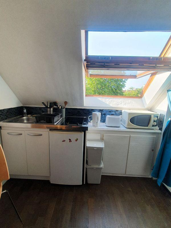 
                                                Location
                                                 Studio meublé Métro7, L. Aragon