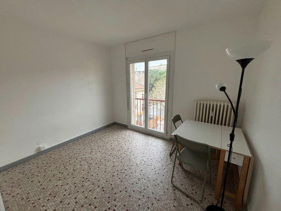 
                                                Location
                                                 Studio meublé Montpellier quartier celleneuve park