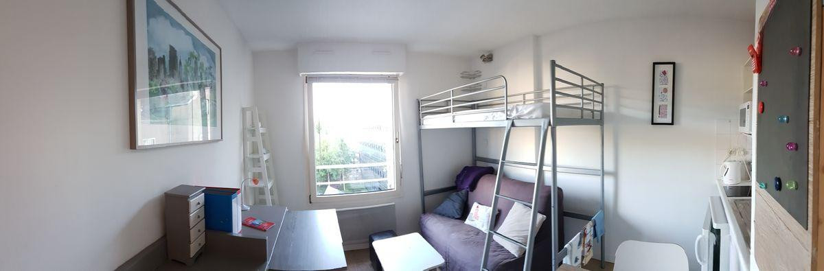 
                                                Location
                                                 Studio meublé - Nantes centre