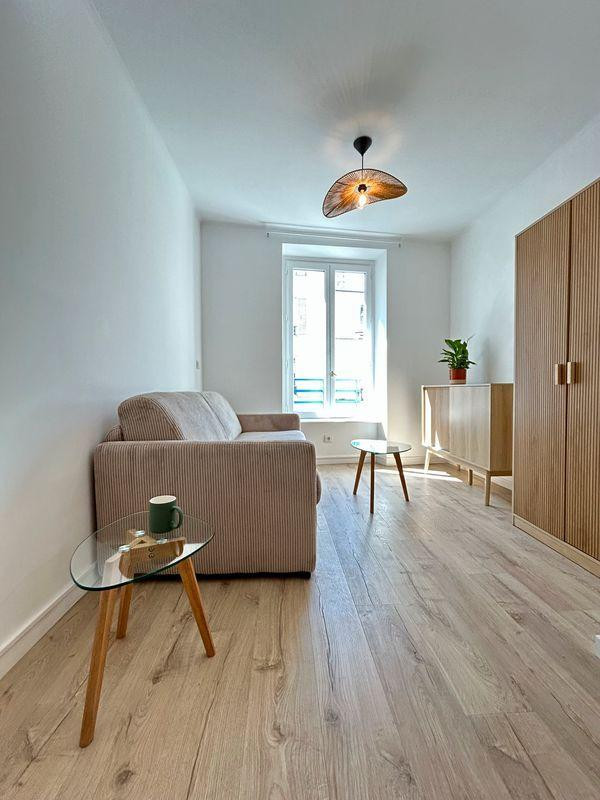 
                                                Location
                                                 🏡 Studio meublé neuf – 18ème Marcadet-Poissonniers