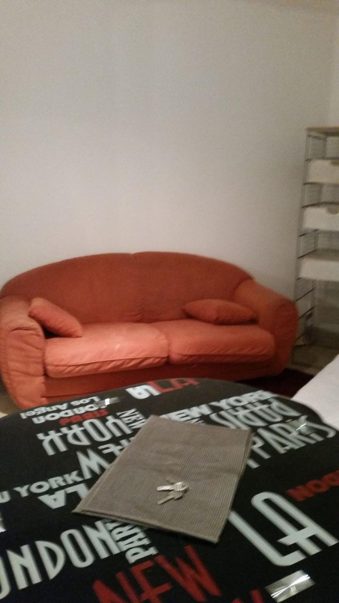 
                                                Location
                                                 Studio meublé Neuville sur saône