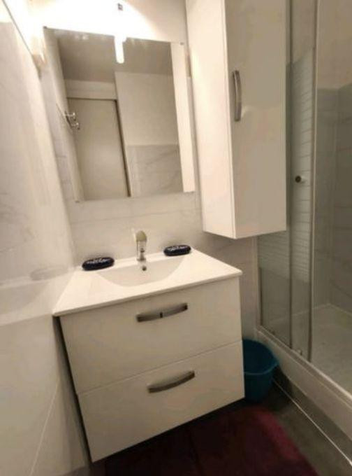 
                                                Location
                                                 Studio meublé Paris 15e