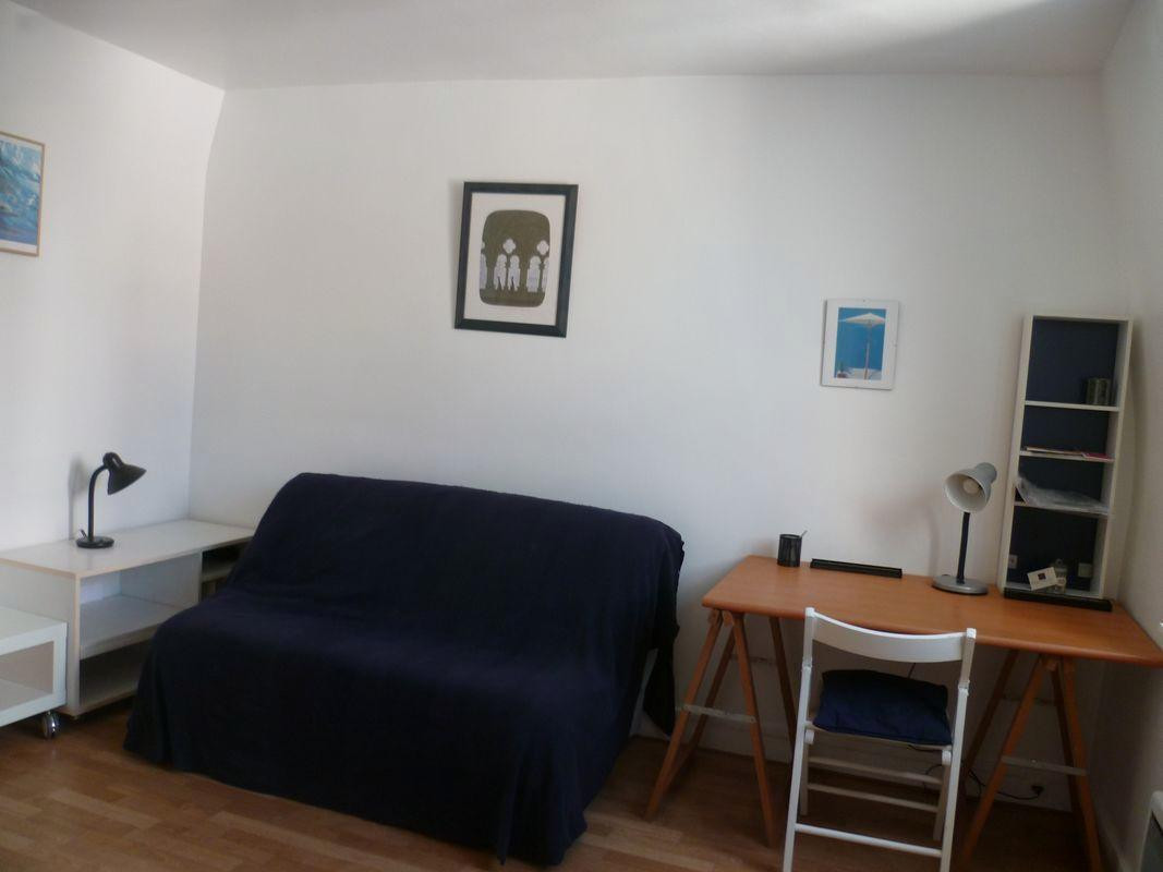
                                                Location
                                                 Studio meublé PARIS 6ème