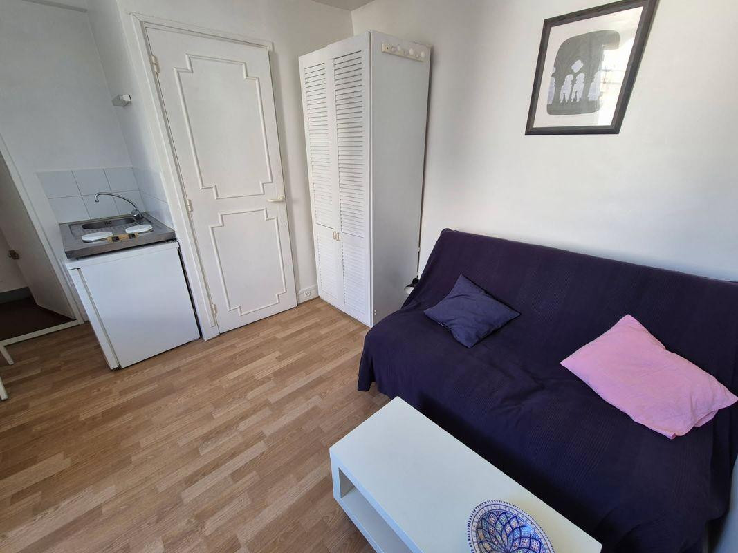 
                                                Location
                                                 Studio meublé PARIS 6ème