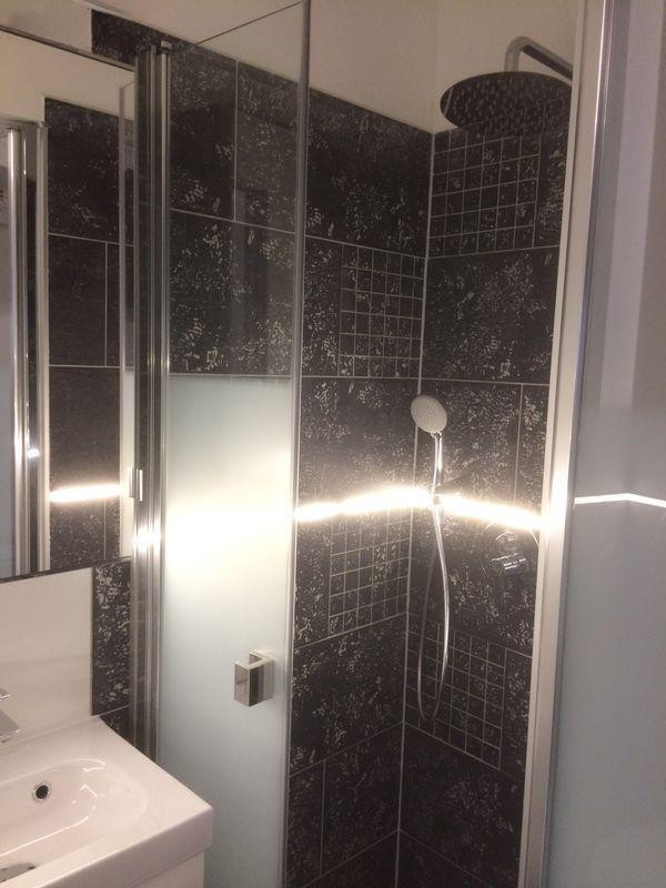 
                                                Location
                                                 Studio meublé Paris 8ème près de la place Dublin