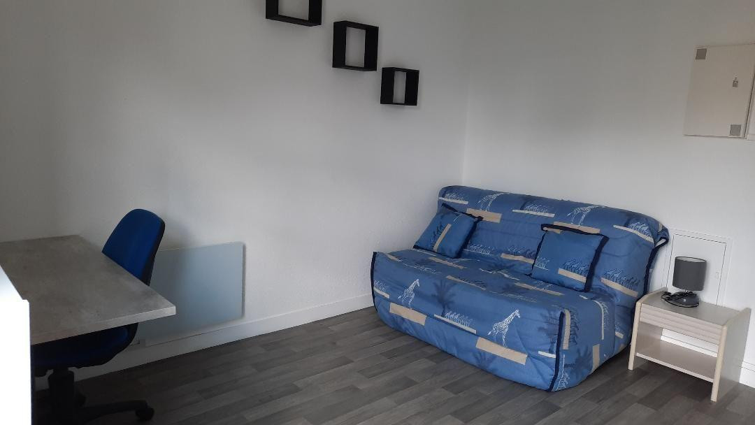 
                                                Location
                                                 STUDIO MEUBLE PROCHE FAC/LYCEE HONORE D'URFE
