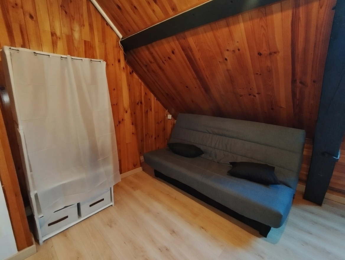 
                                                Location
                                                 Studio meublé proche parc la Hotoie