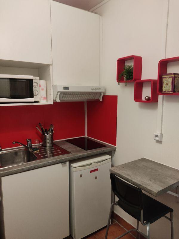 
                                                Location
                                                 Studio meuble proche Saxe Gambetta