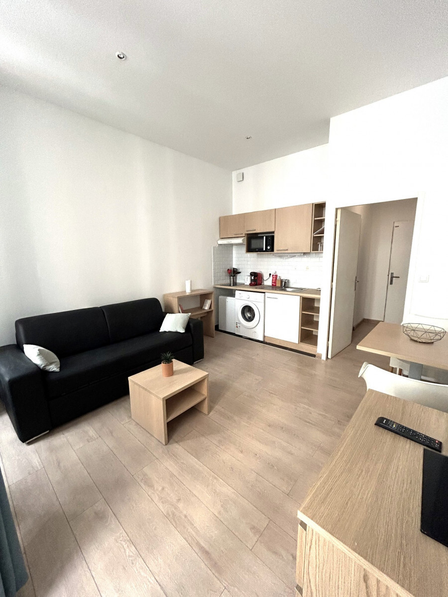 
                                                Location
                                                 Studio meublé - Quartier Thiers