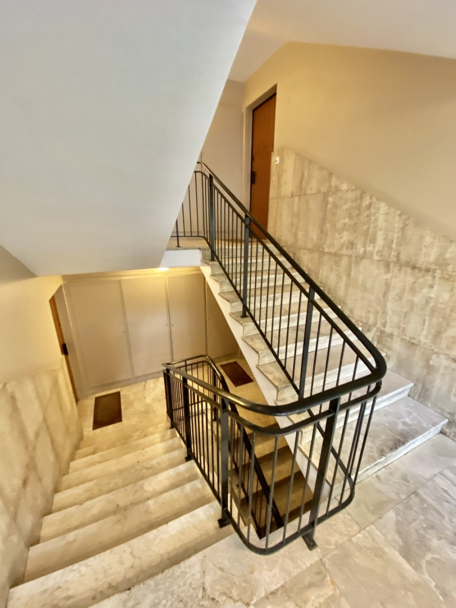 
                                                Location
                                                 Studio meublé, refait à neuf proche gare