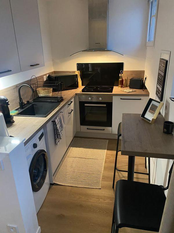 
                                                Location
                                                 Studio meublé rénové - Métro 13 Gennevilliers