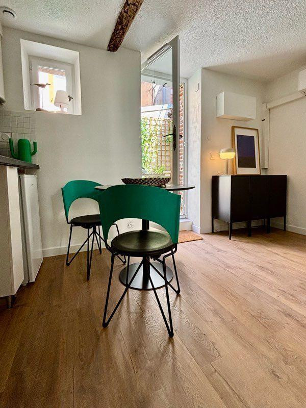 
                                                Location
                                                 Studio meublé rénové + terrasse – calme – Dupuy /