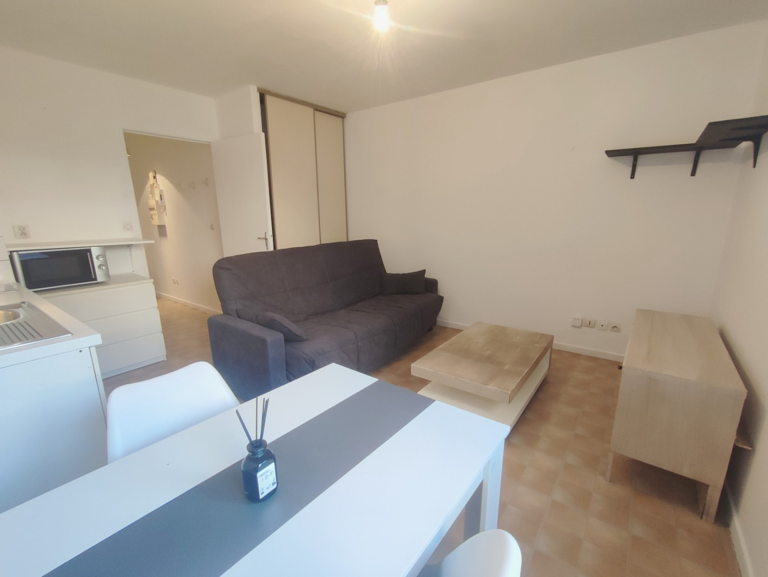 
                                                Location
                                                 Studio meublé rue des Jacobins AMIENS