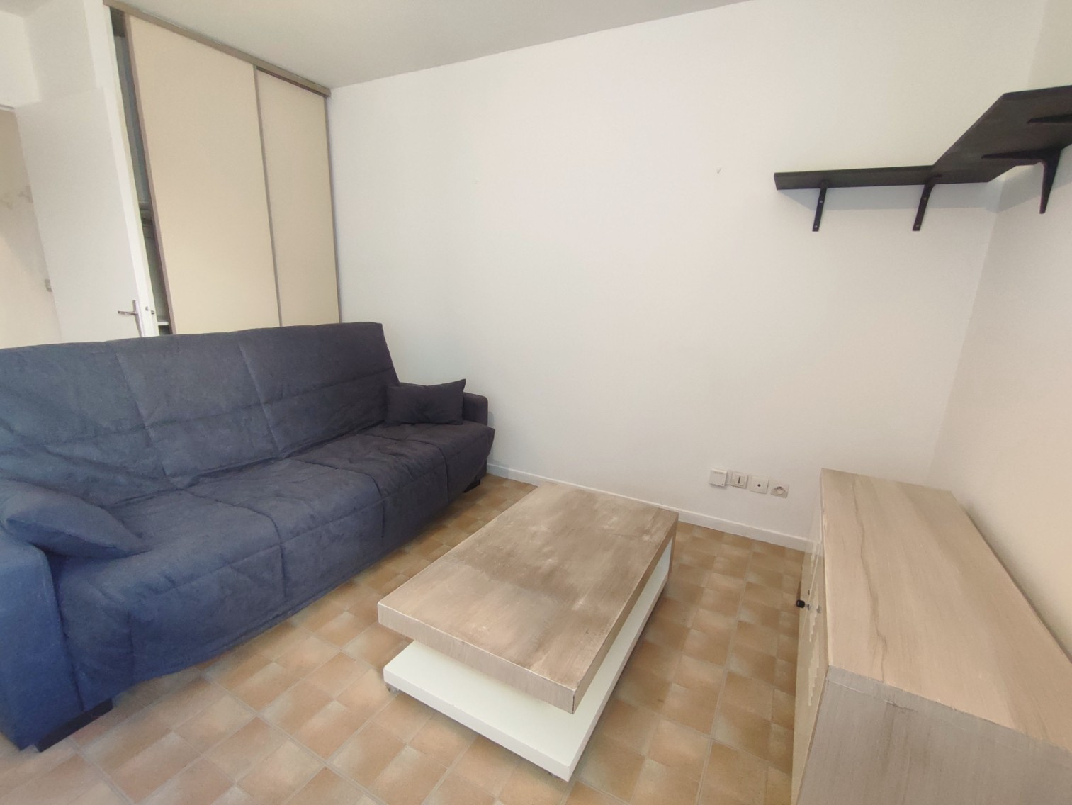 
                                                Location
                                                 Studio meublé rue des Jacobins AMIENS