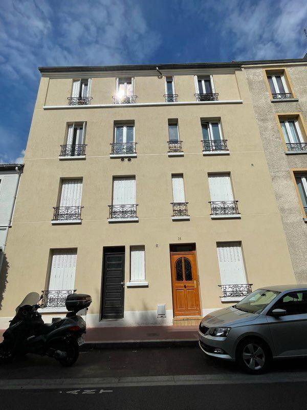 
                                                Location
                                                 Studio meublé rue Fenelon