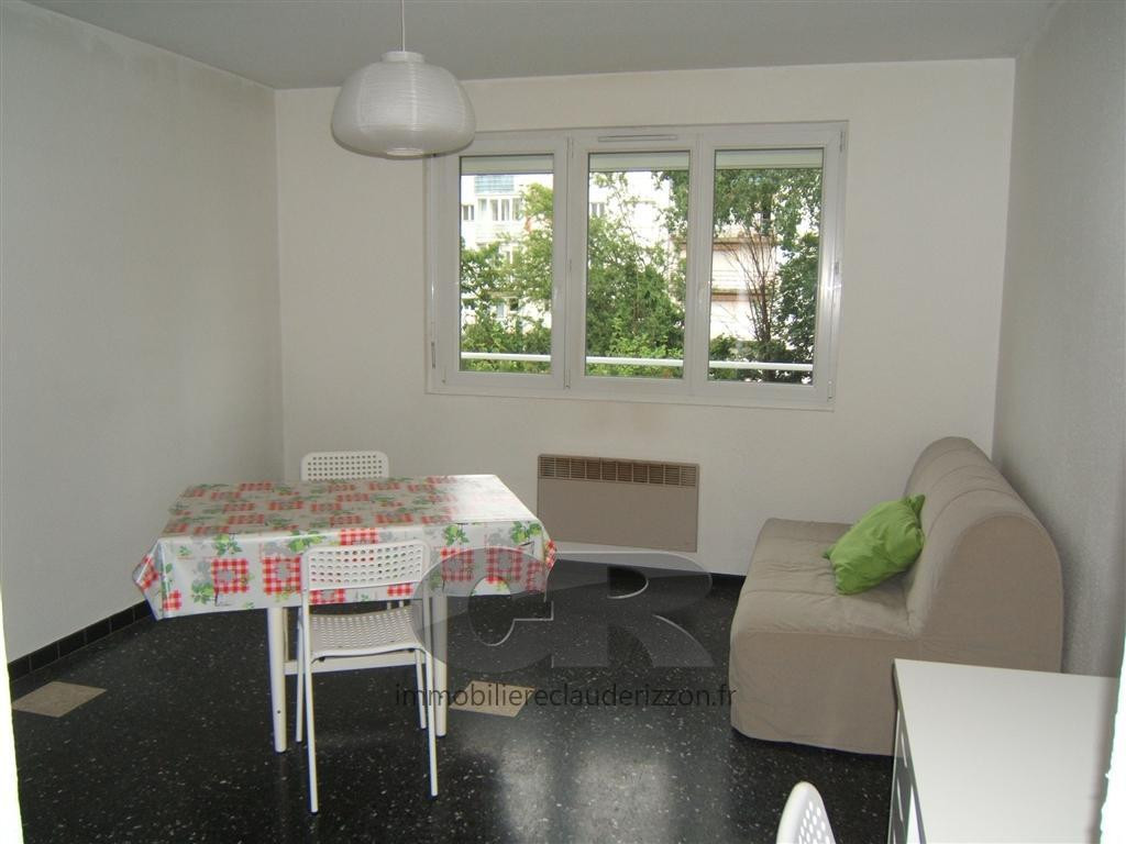 
                                                Location
                                                 STUDIO MEUBLE - secteur Artem
