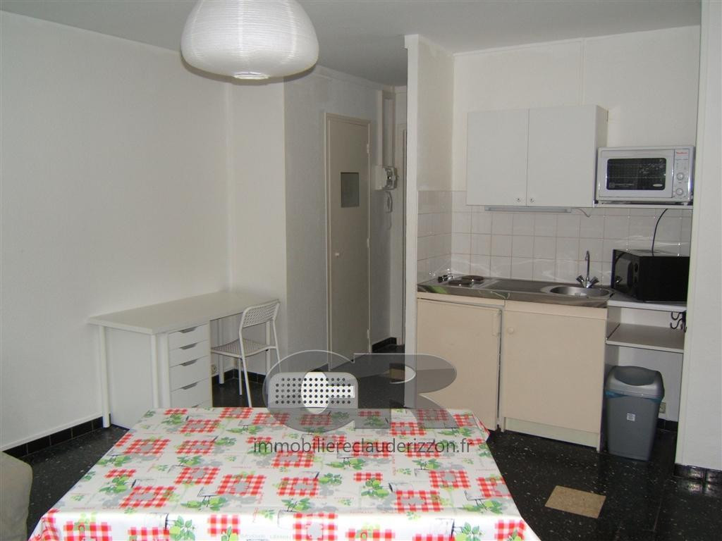 
                                                Location
                                                 STUDIO MEUBLE - secteur Artem