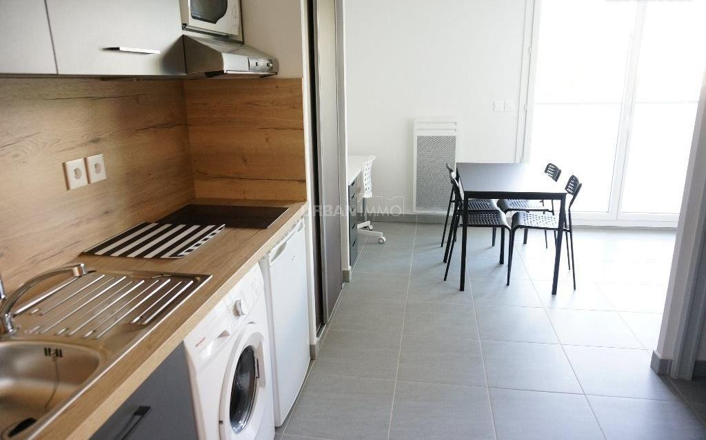 
                                                Location
                                                 Studio meublé terrasse Montpellier