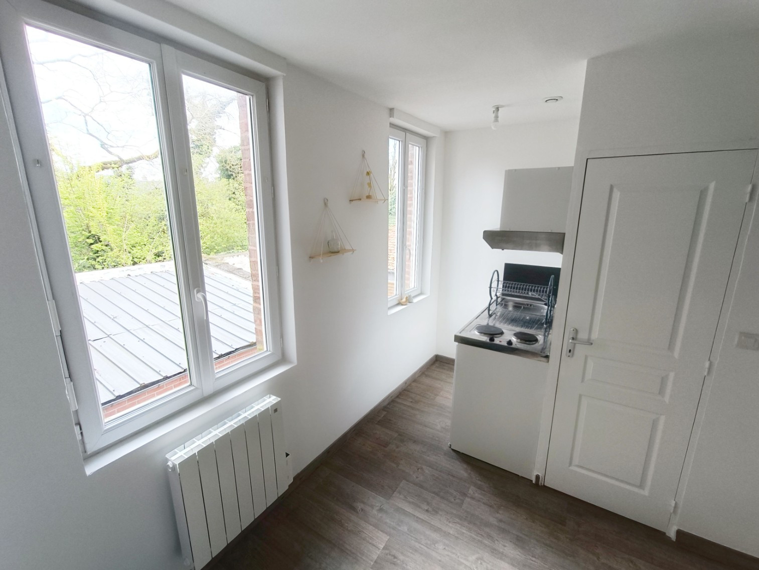 
                                                Location
                                                 Studio meublé – Tout à pied !
