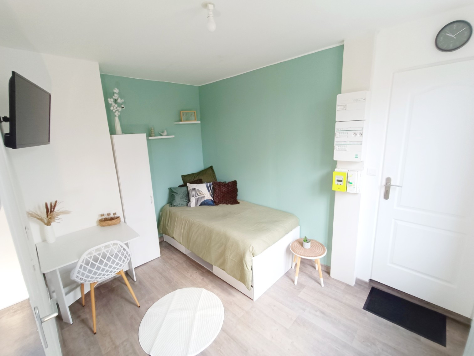 
                                                Location
                                                 Studio meublé – Tout à pied !
