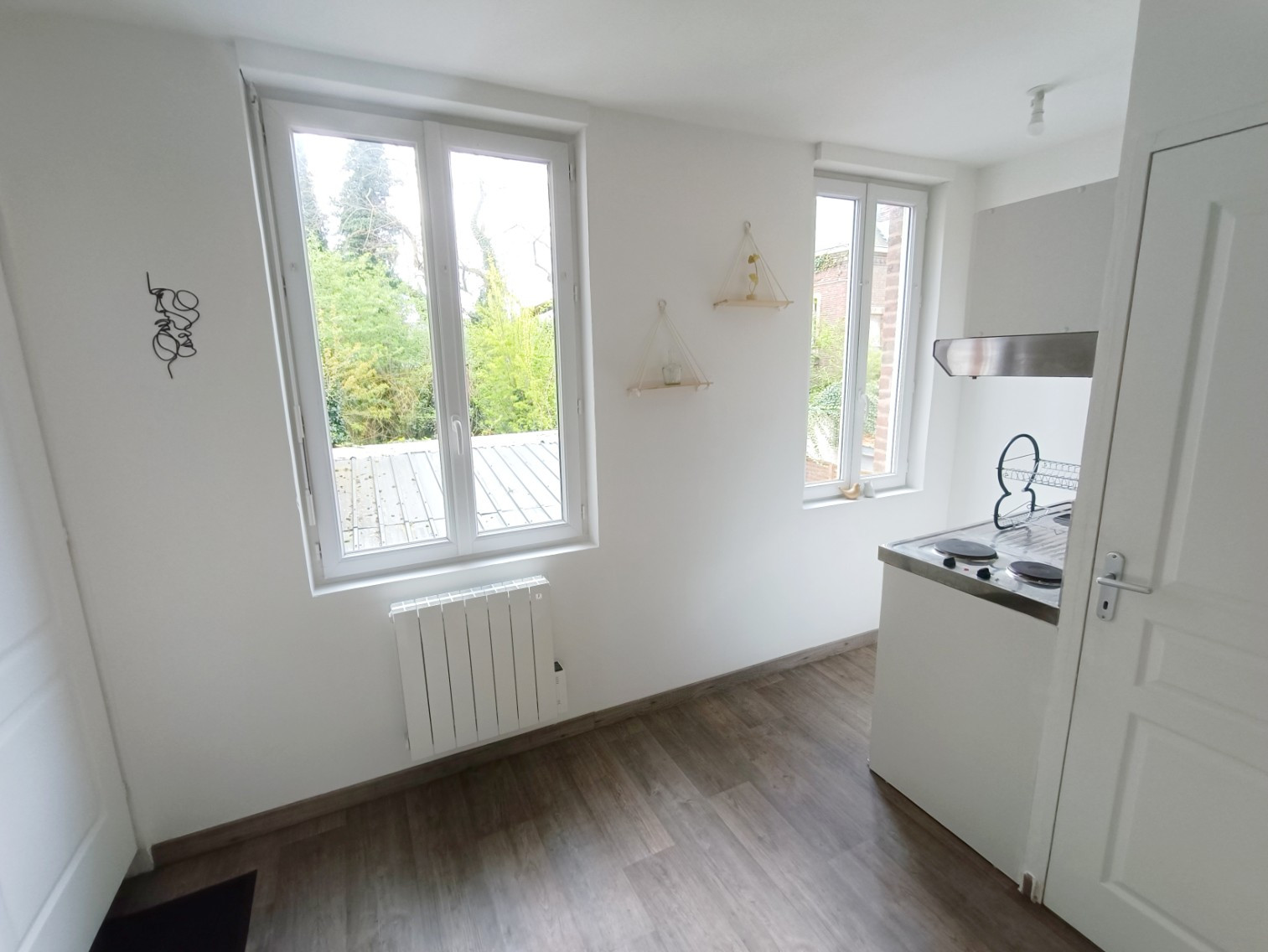 
                                                Location
                                                 Studio meublé – Tout à pied !