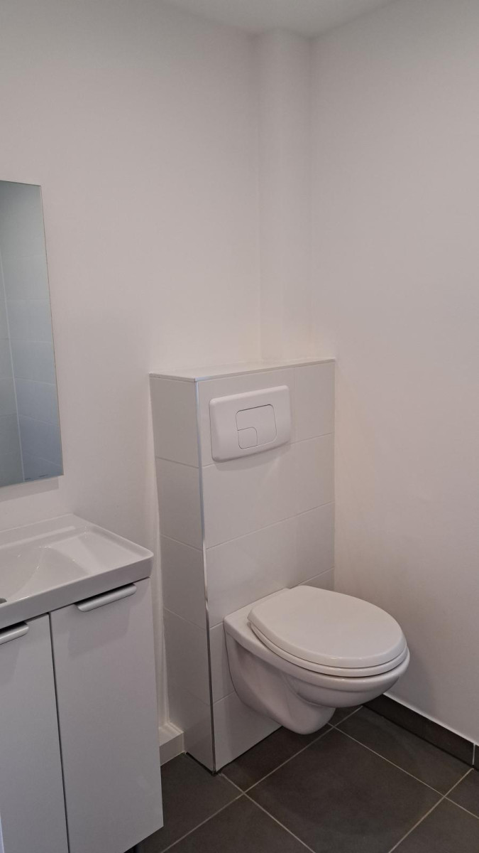 
                                                Location
                                                 ✨ Studio meublé tout confort –avec balcon  ✨