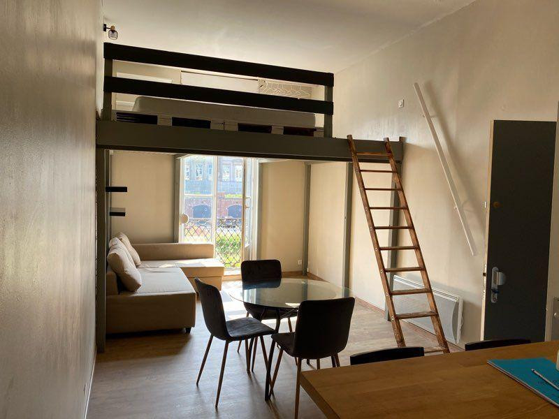 
                                                Location
                                                 Studio meublé vieux Lille