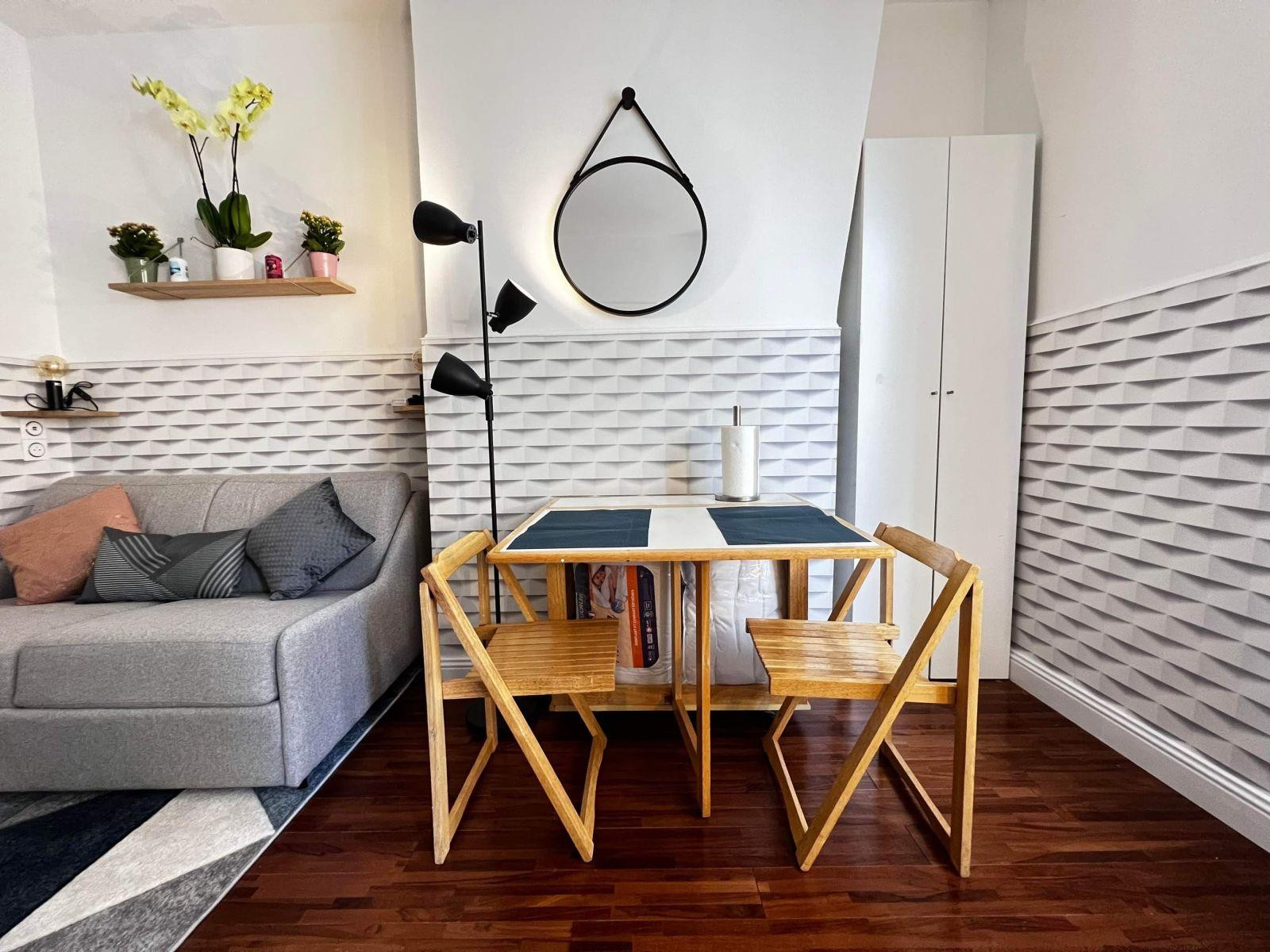 
                                                Location
                                                 Studio Moderne les Gobelins