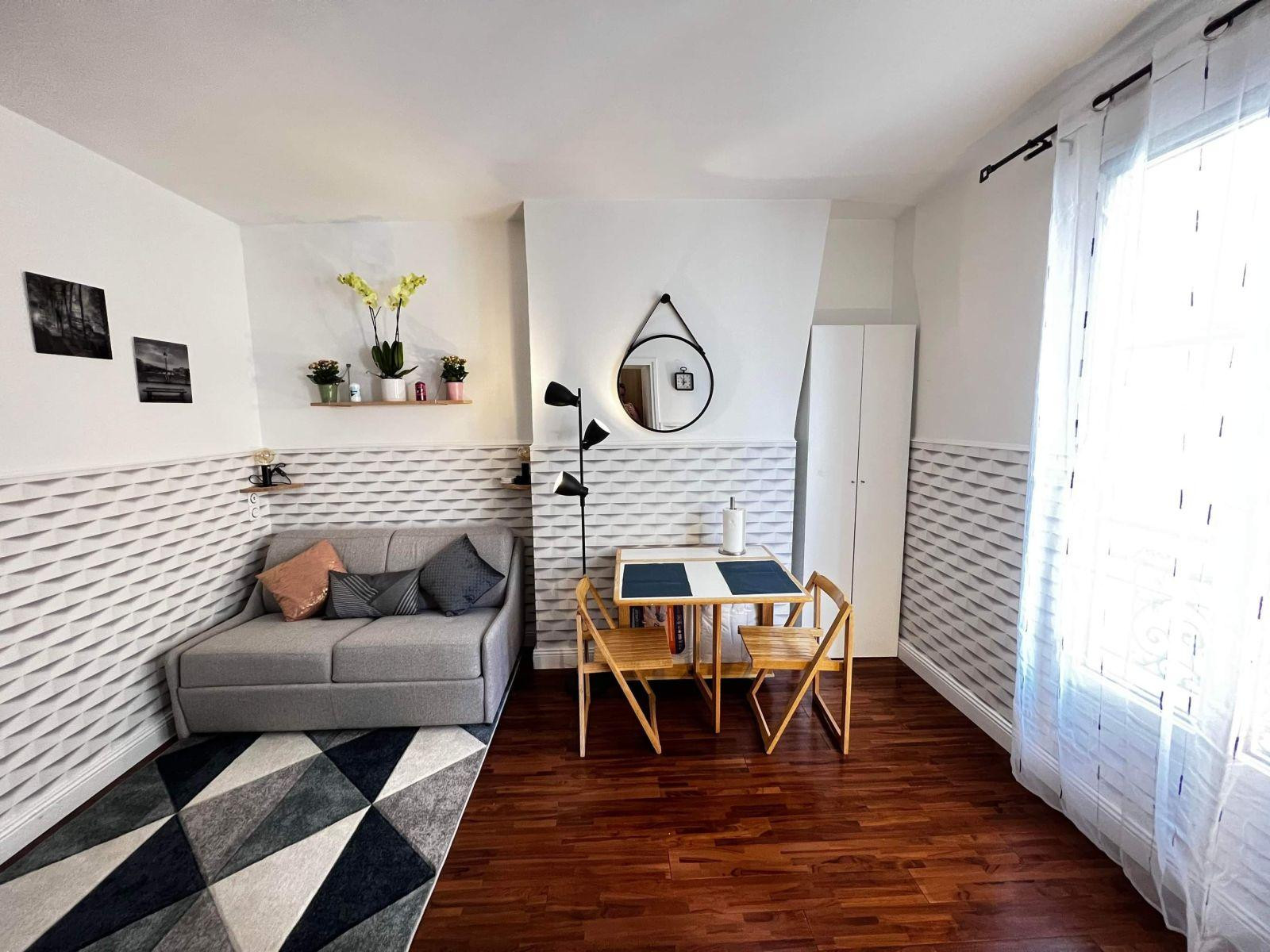 
                                                Location
                                                 Studio Moderne les Gobelins