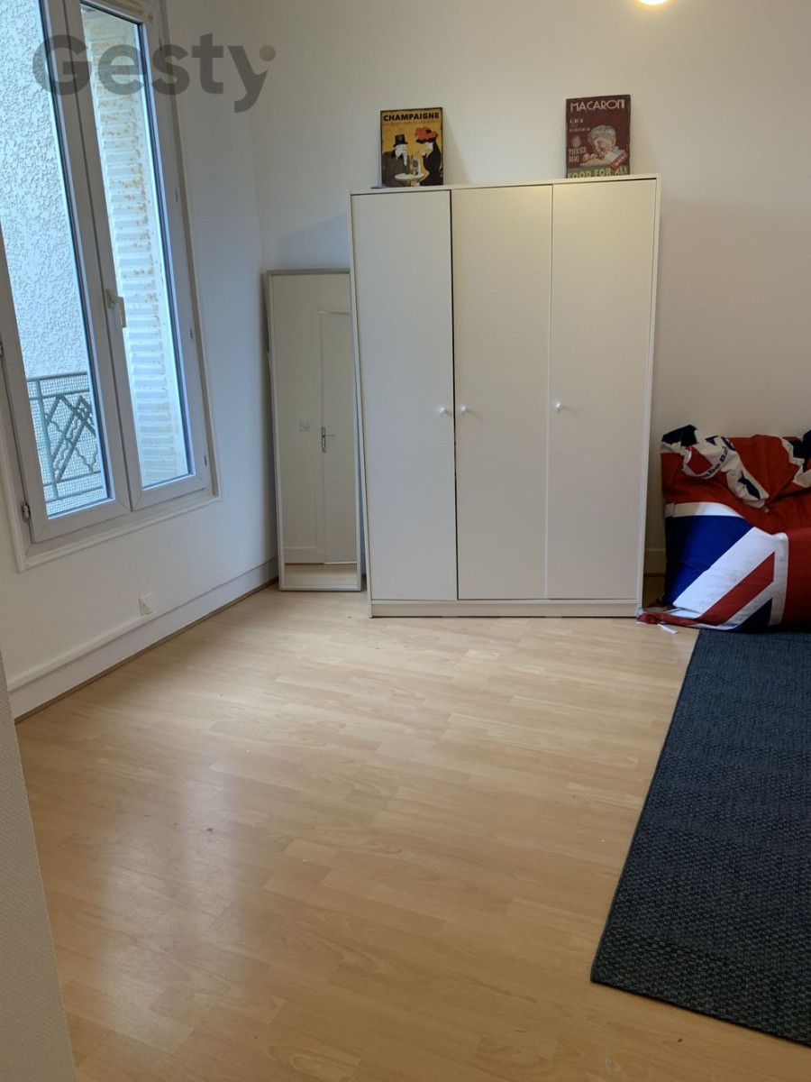 
                                                Location
                                                 Studio Montreuil proche métro 9