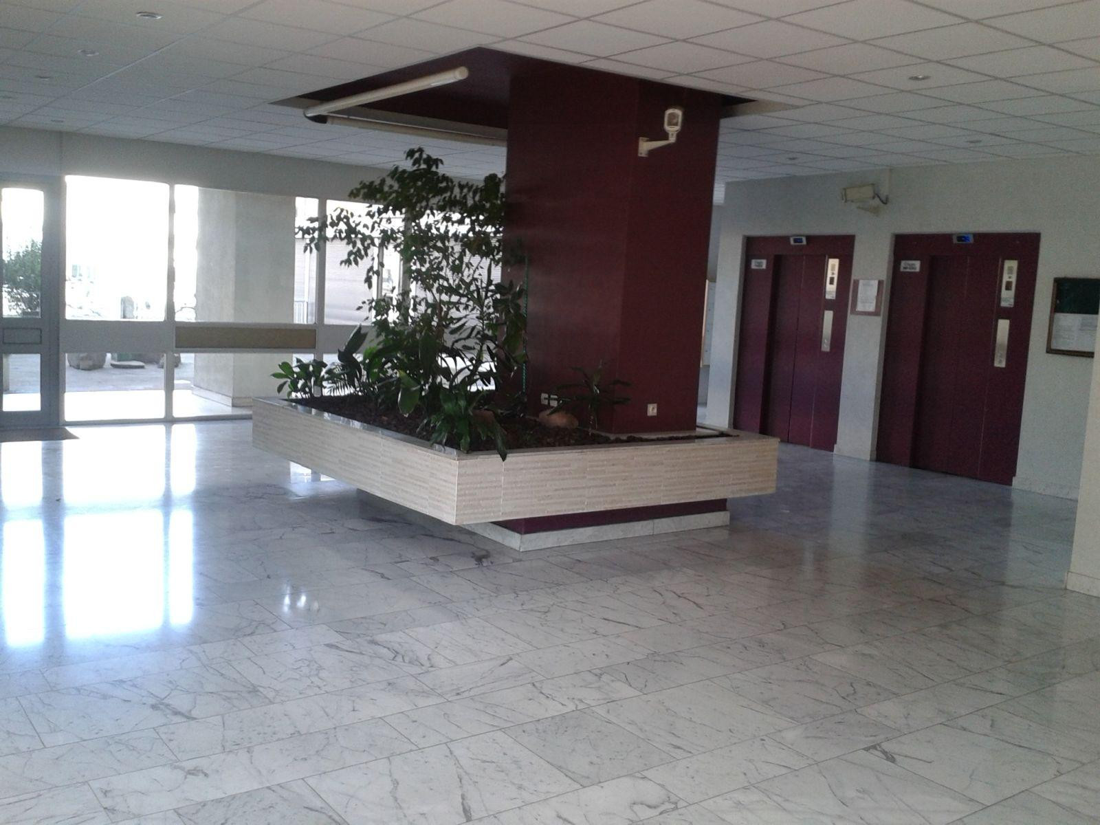 
                                                Location
                                                 Studio Nancy hypercentre