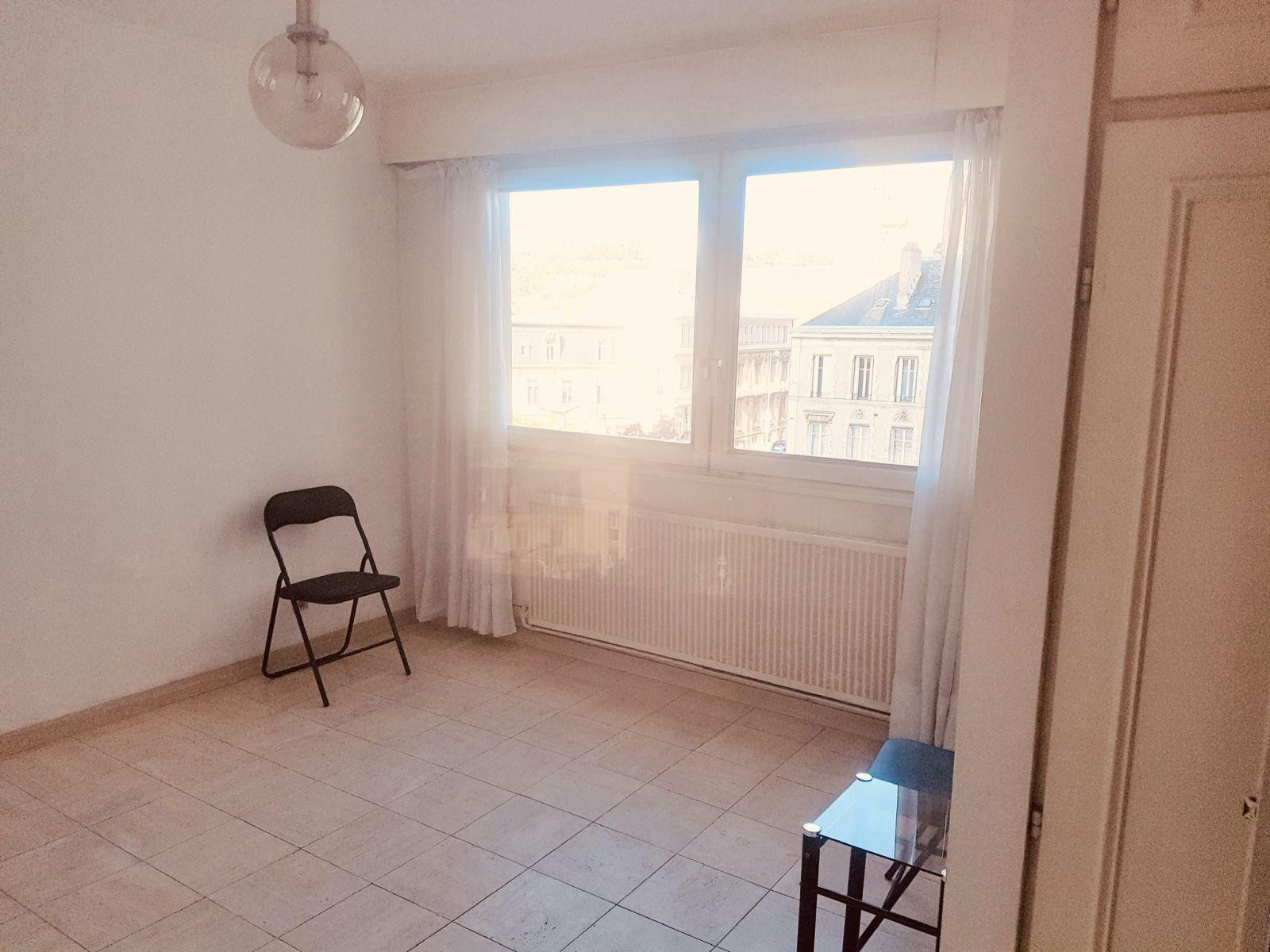 
                                                Location
                                                 Studio Nancy hypercentre