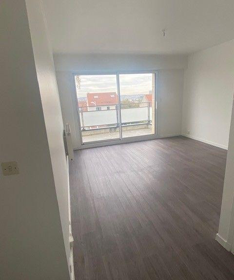 
                                                Location
                                                 Studio Nanterre 22 m2