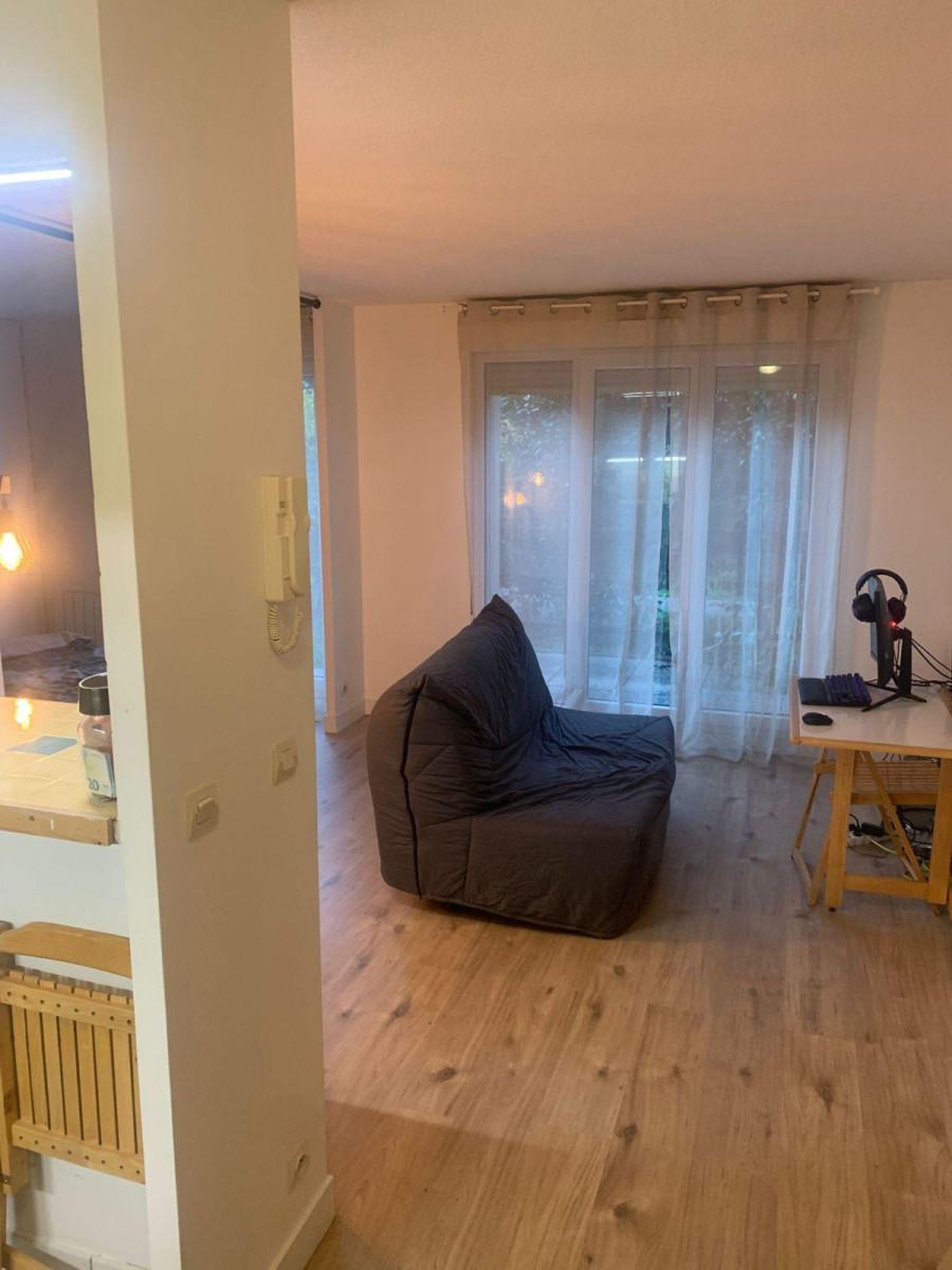 
                                                Location
                                                 Studio Nanterre, proche RER A Nanterre Ville