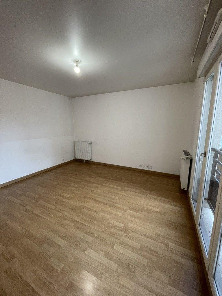 
                                                Location
                                                 Studio Nantes centre ville